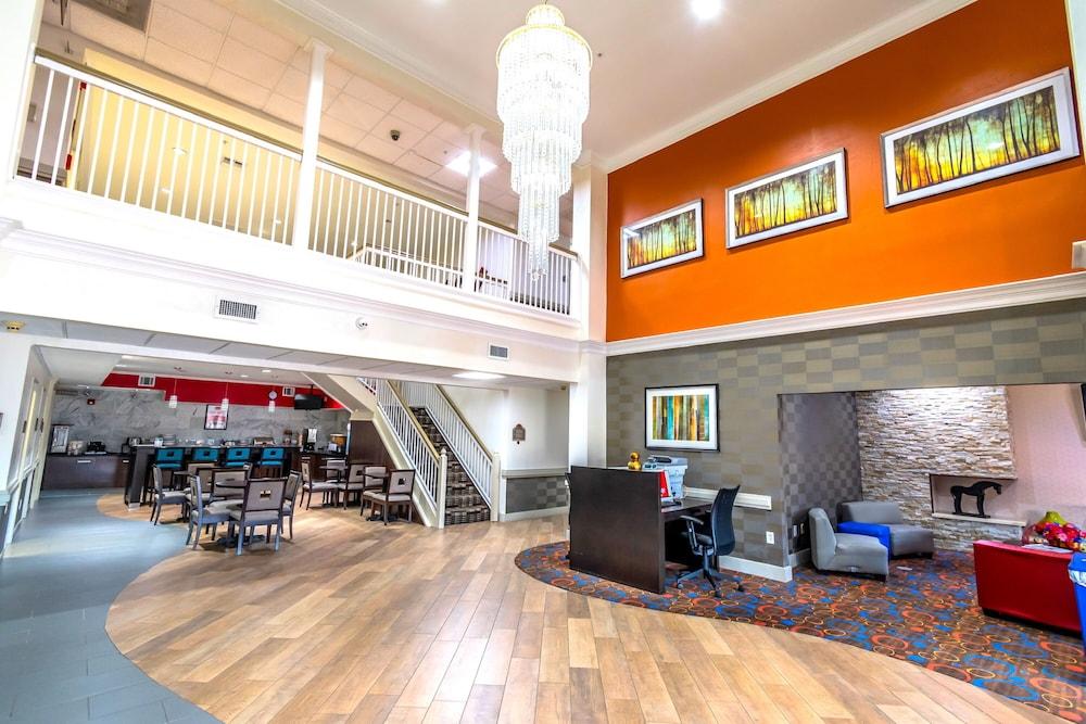 Econo Lodge Inn & Suites East Houston I-10 Ngoại thất bức ảnh