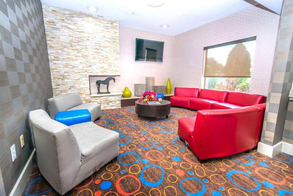Econo Lodge Inn & Suites East Houston I-10 Ngoại thất bức ảnh
