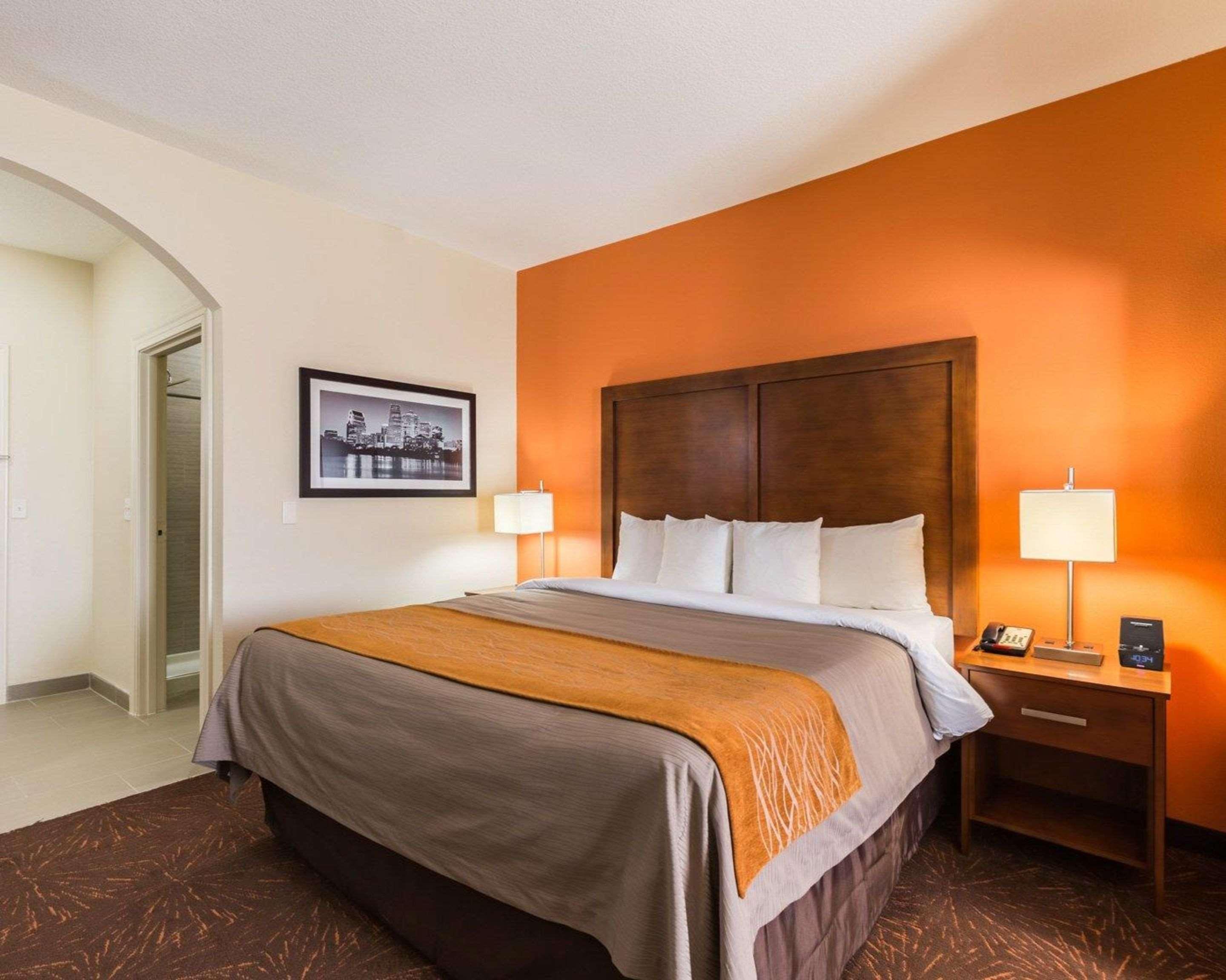 Econo Lodge Inn & Suites East Houston I-10 Ngoại thất bức ảnh