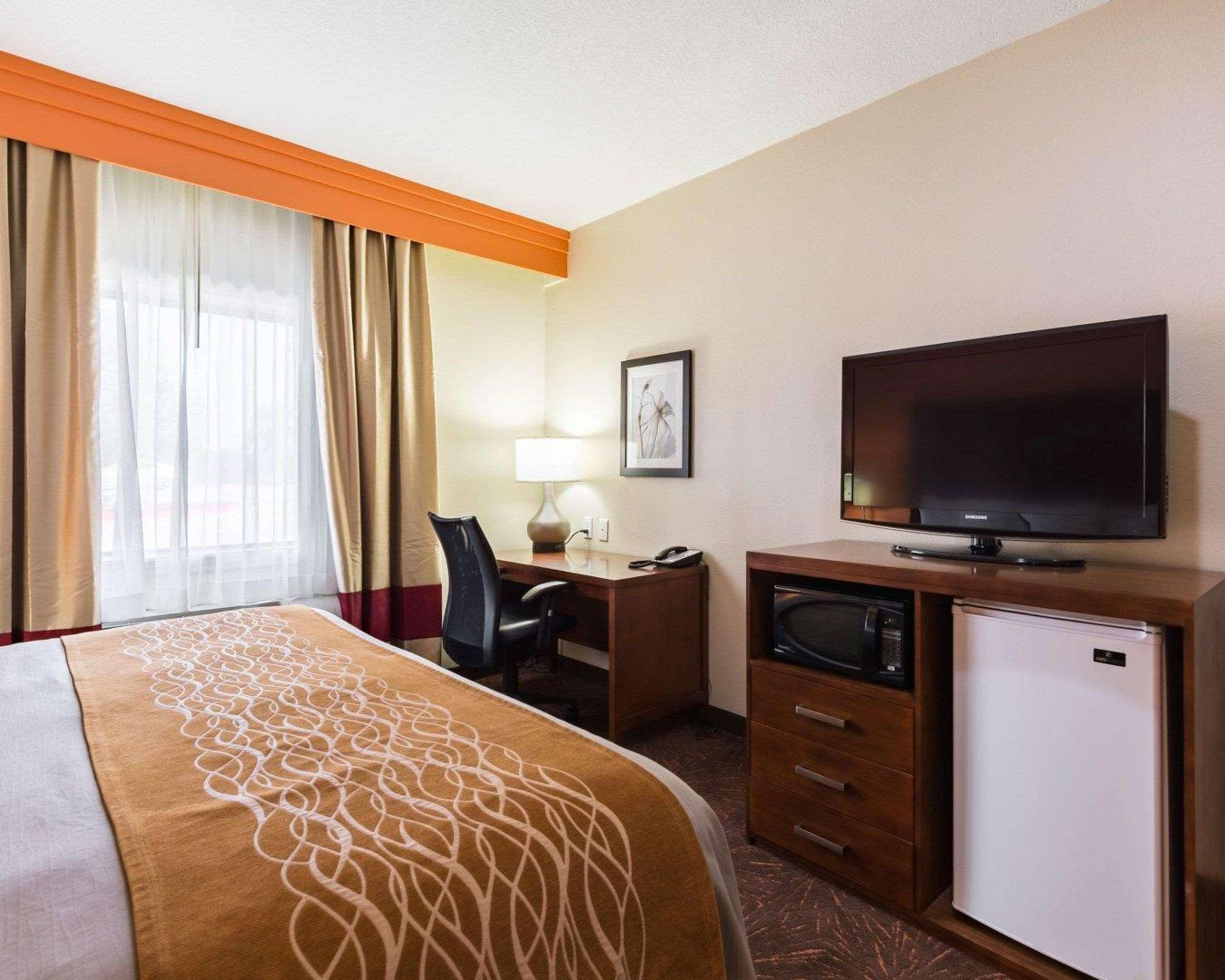 Econo Lodge Inn & Suites East Houston I-10 Ngoại thất bức ảnh