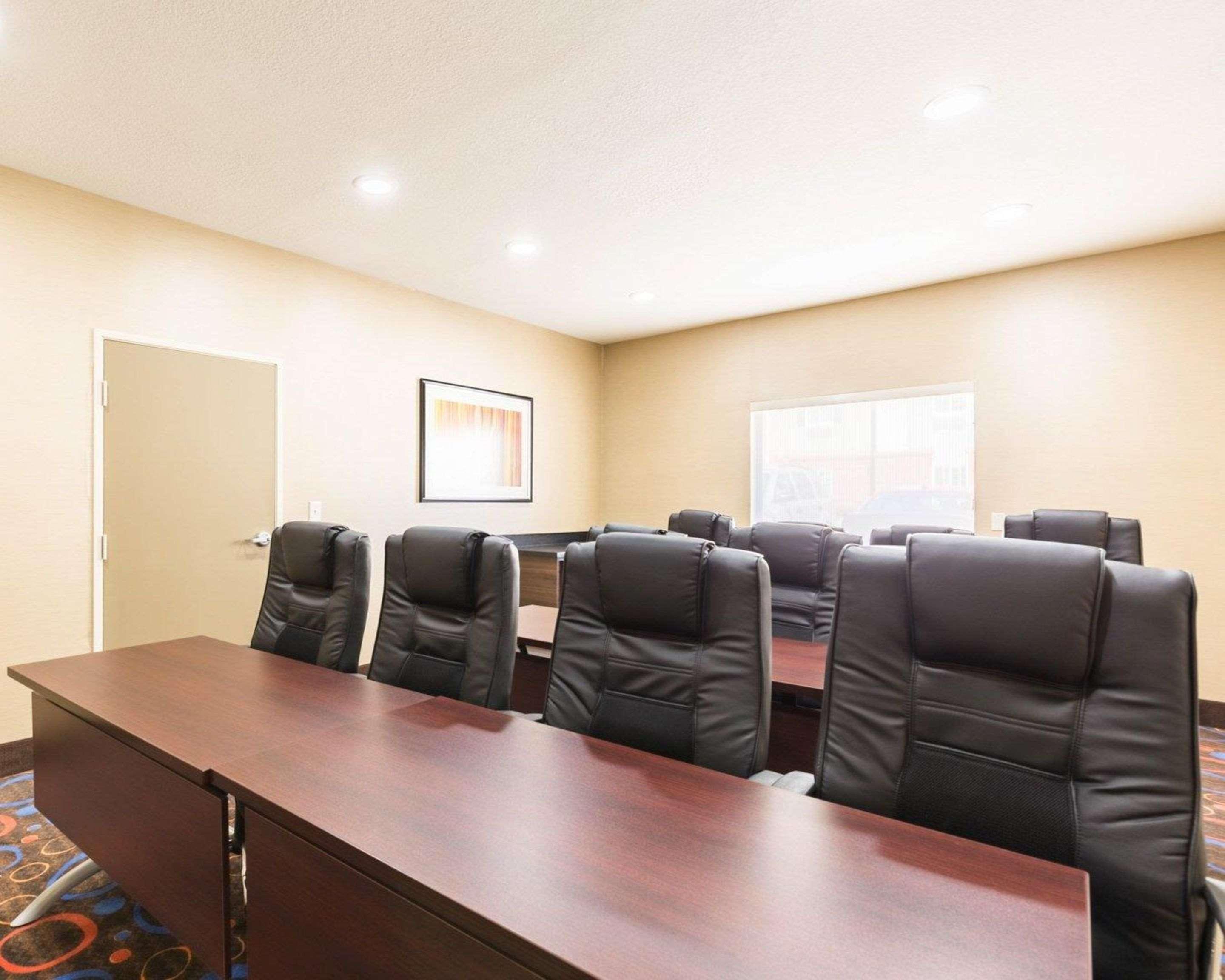 Econo Lodge Inn & Suites East Houston I-10 Ngoại thất bức ảnh