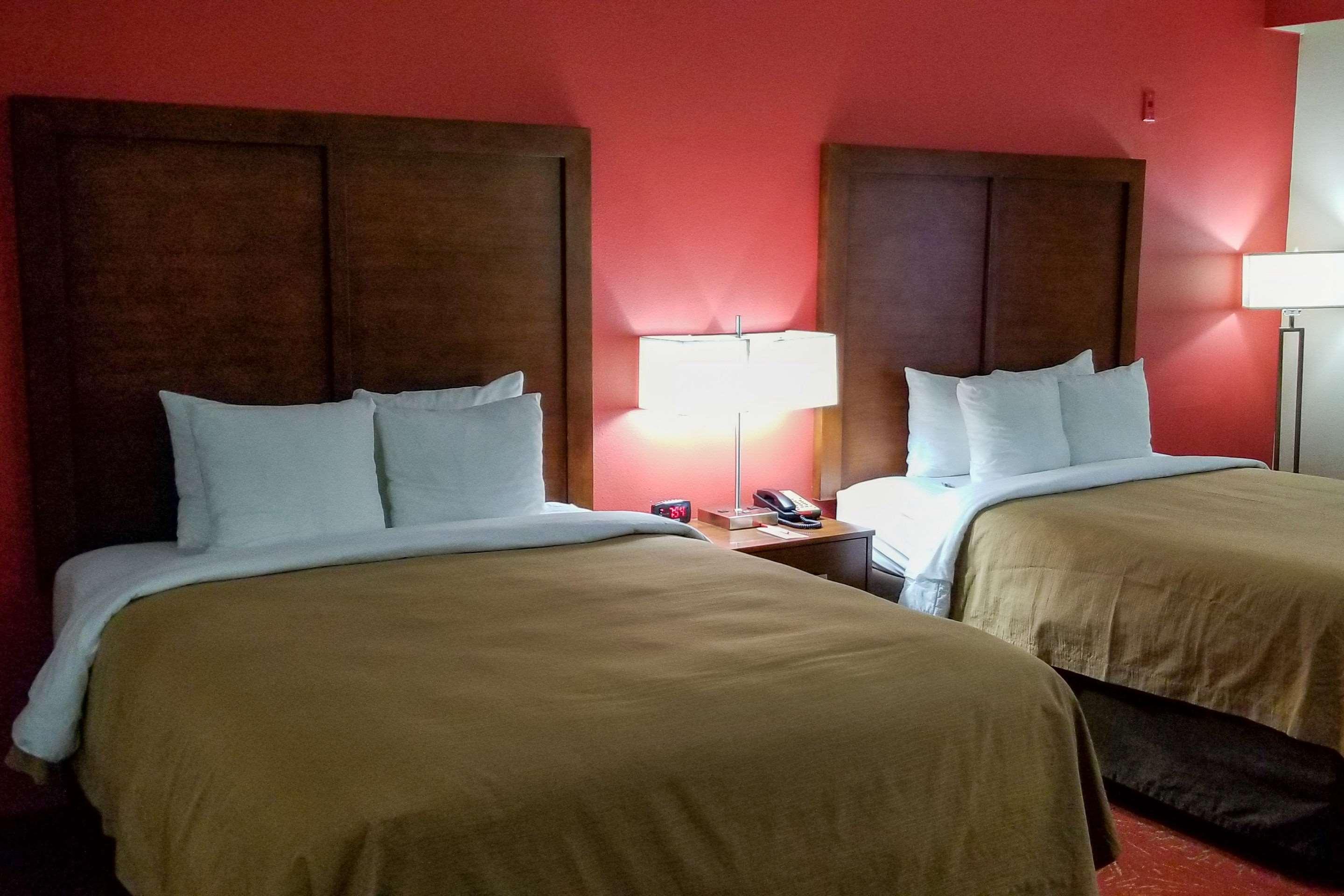 Econo Lodge Inn & Suites East Houston I-10 Ngoại thất bức ảnh